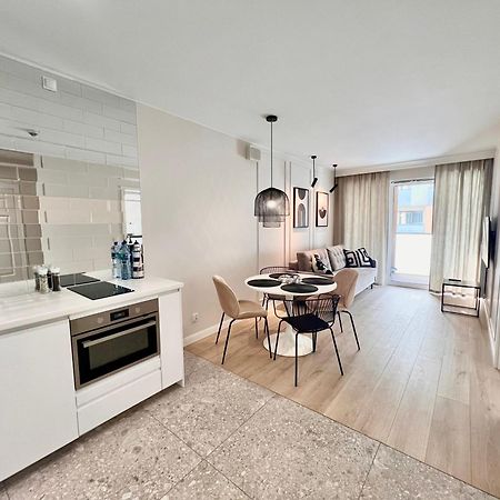 Apartament Nautica Kolobrzeg Bagian luar foto