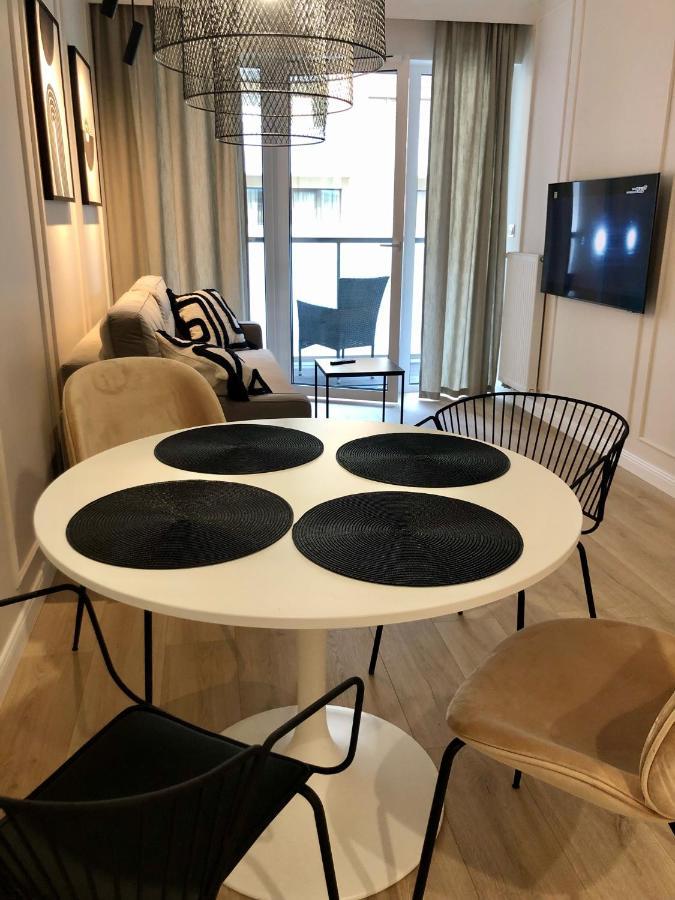 Apartament Nautica Kolobrzeg Bagian luar foto