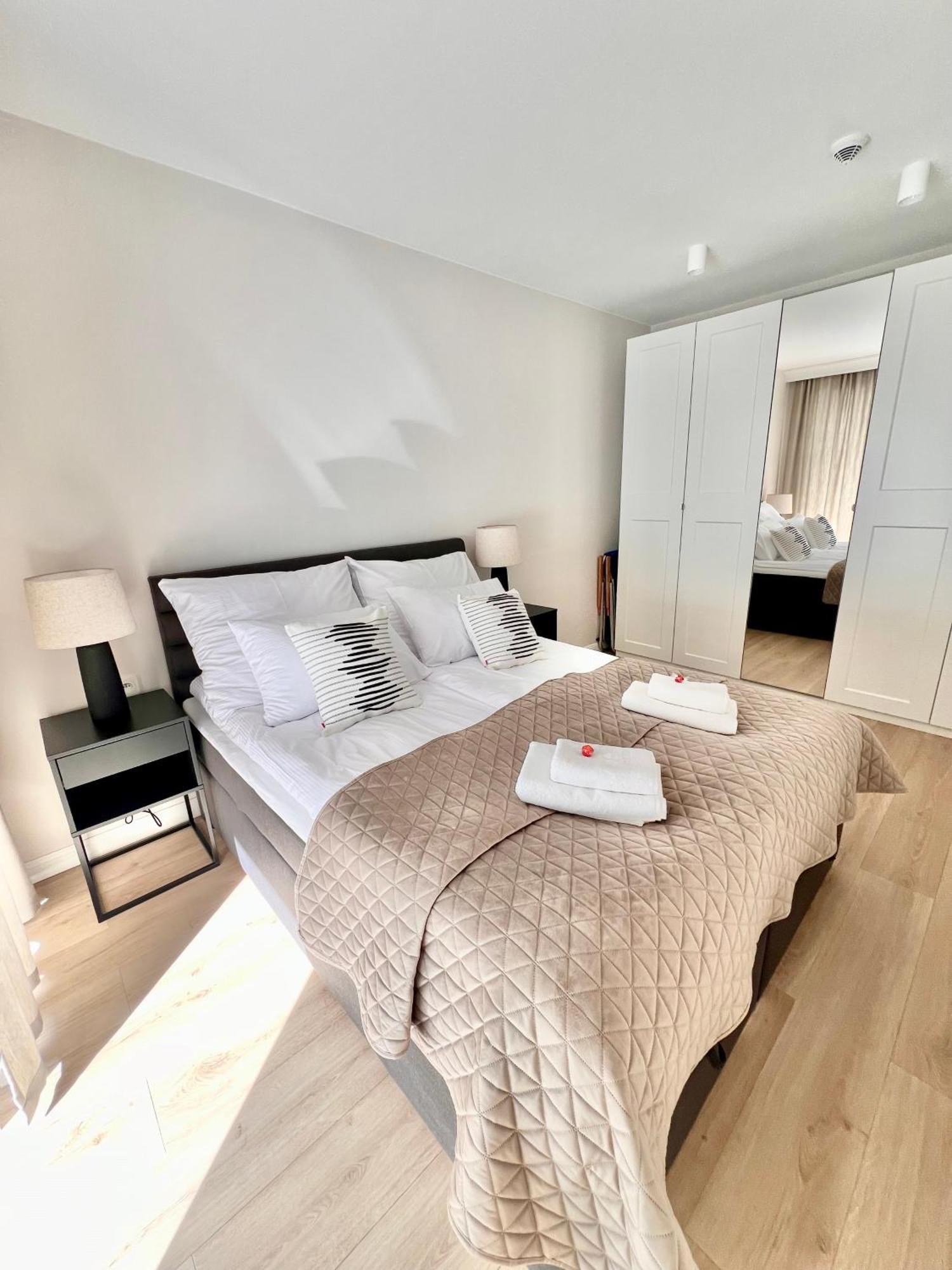 Apartament Nautica Kolobrzeg Bagian luar foto